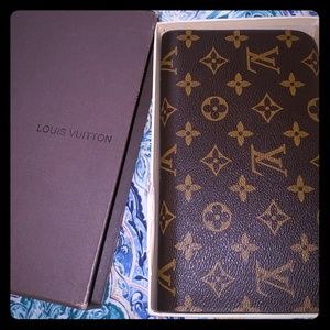 Louis vuitton wallet (Not Authentic)